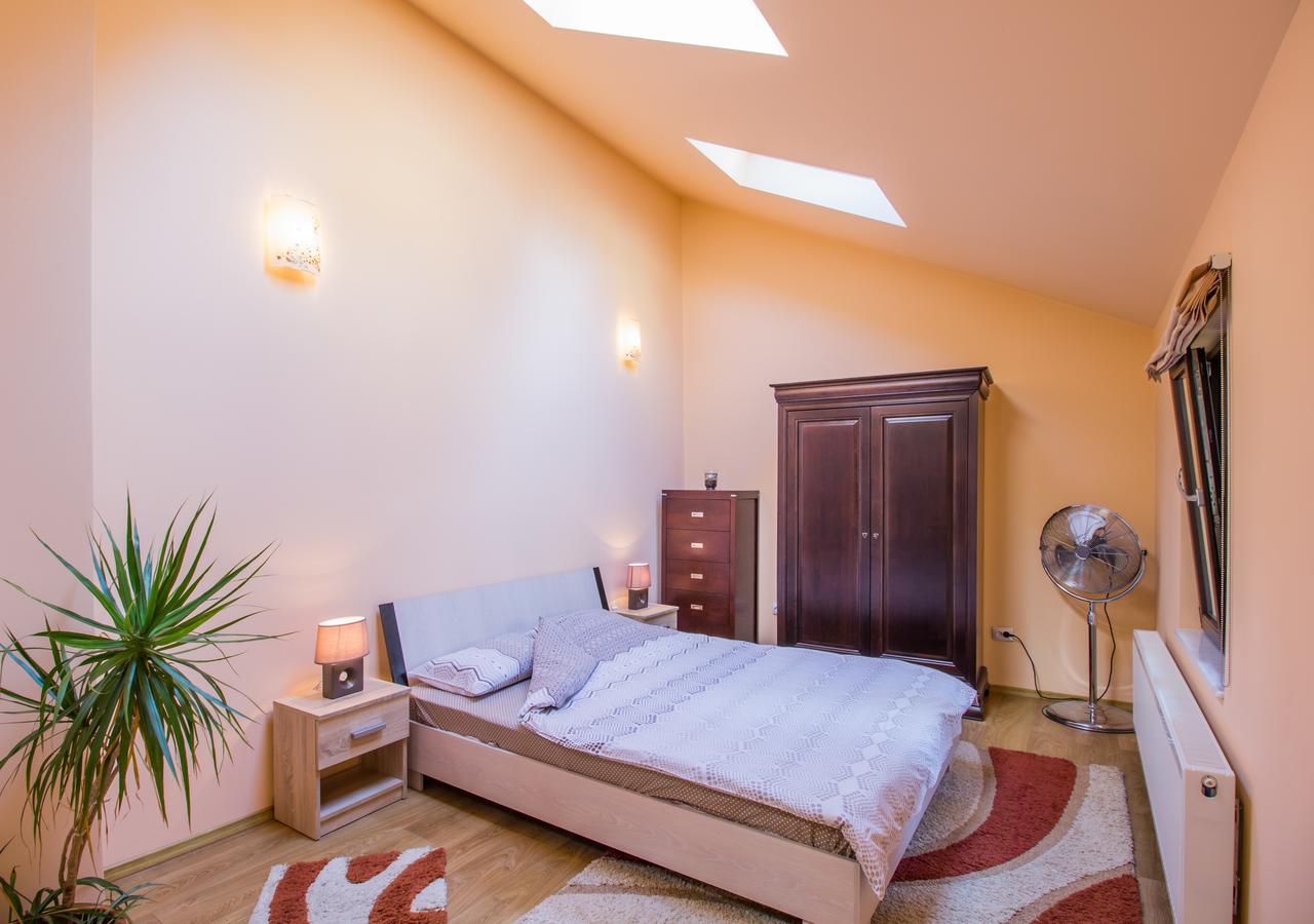 Postavarului Residence Braşov Exteriör bild