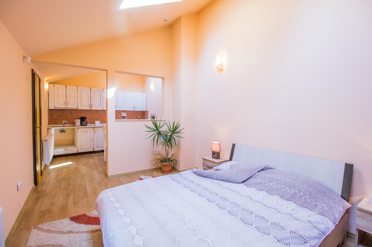 Postavarului Residence Braşov Exteriör bild